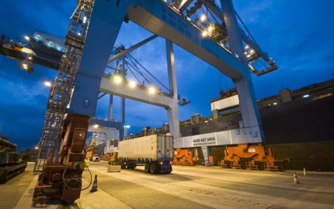 Container Freight Rates Set to Soar in 2016