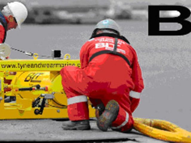 Bollard_Load_Testing_Preparing_testing_safe_working_load_SWL_bollards_innovative_BLT_equipment_Port_of_Tyne_England_1_640_480_84_s_c1 Bollard_Load_Testing_Preparing_testing_safe_working_load_SWL_bollards_innovative_BLT_equipment_Port_of_Tyne_England_1_640_480_84_s_c1