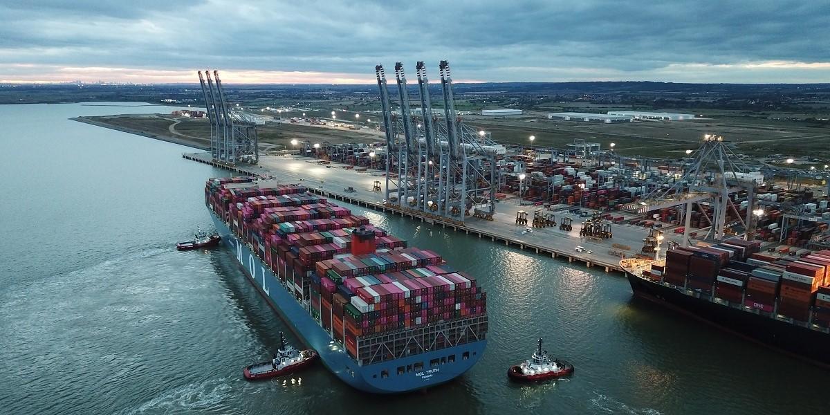 DP World Reports Record First Half Volumes For UK Port Technology 