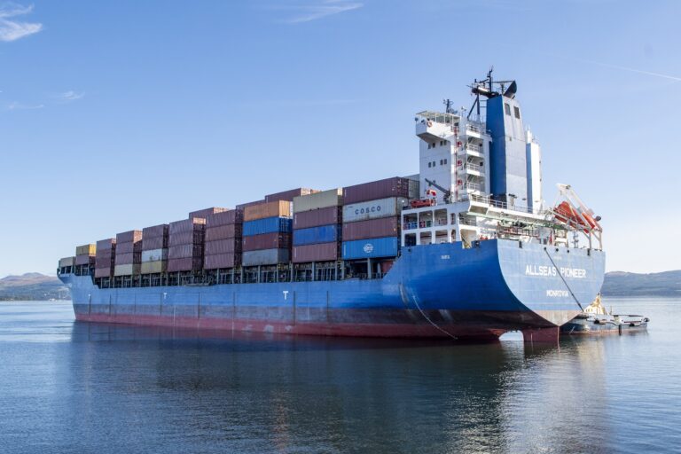 First China-Scotland container service docks at Greenock Ocean Terminal