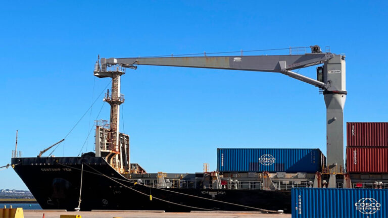 The CONTSHIP YEN at Victoria International Container Terminal