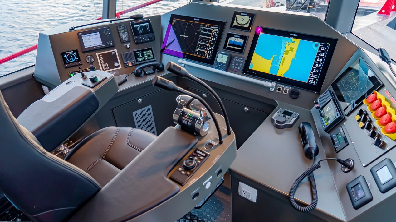 Klaipėda Port receives two hybrid pilot boats