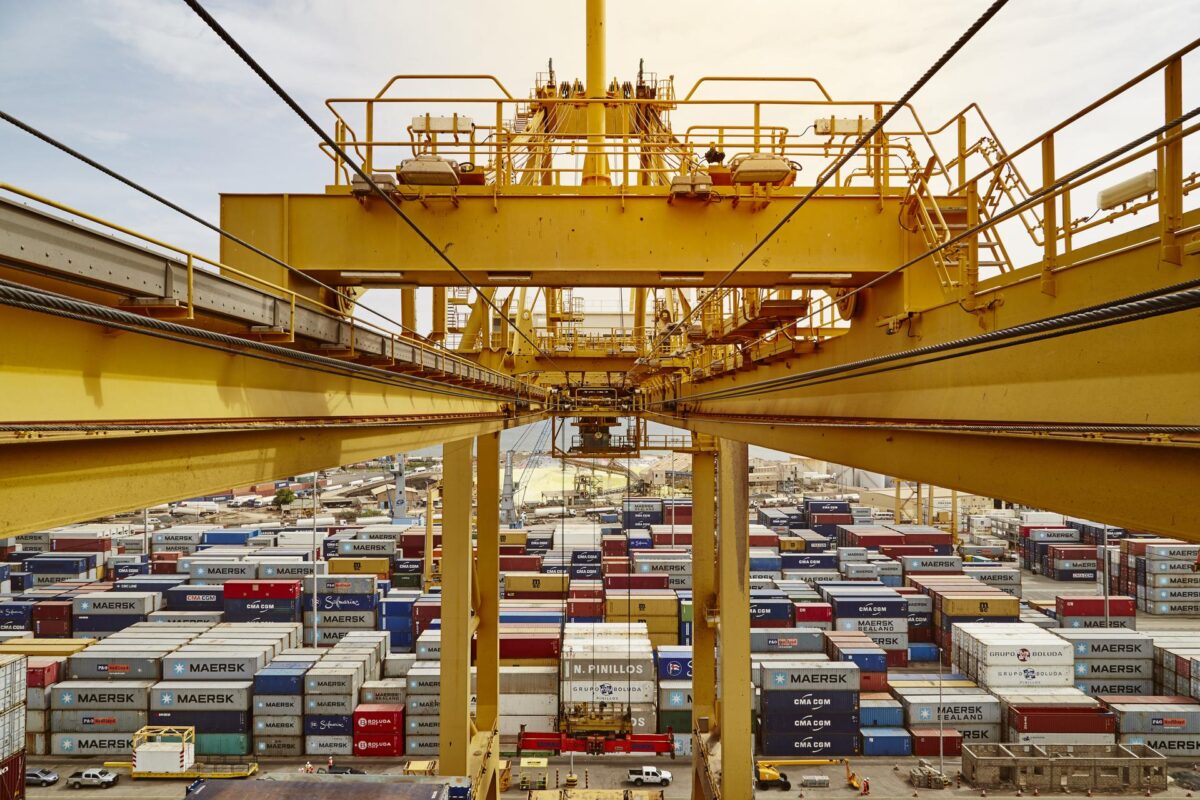 DP World surpasses 100 million TEUs