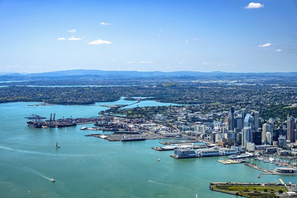 Port of Auckland lays first deck panel at Bledisloe North