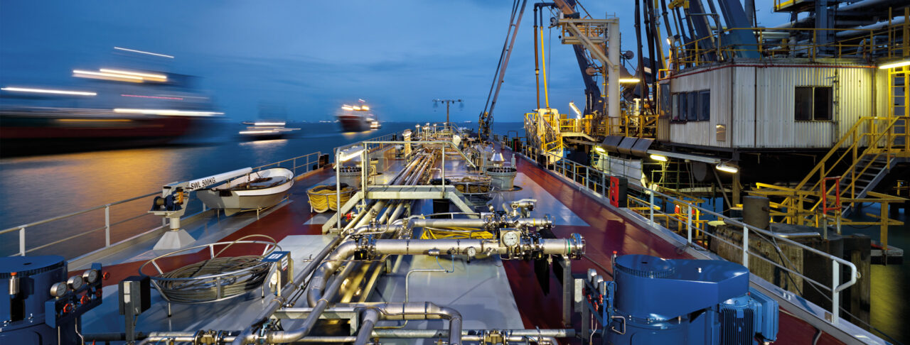 HGK Shipping, neuland.ai partner for AI rollout