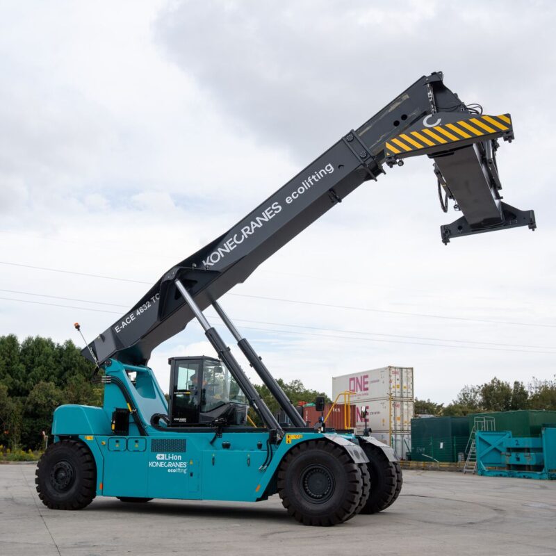 Konecranes unveils new electric reach stacker at TOC Asia