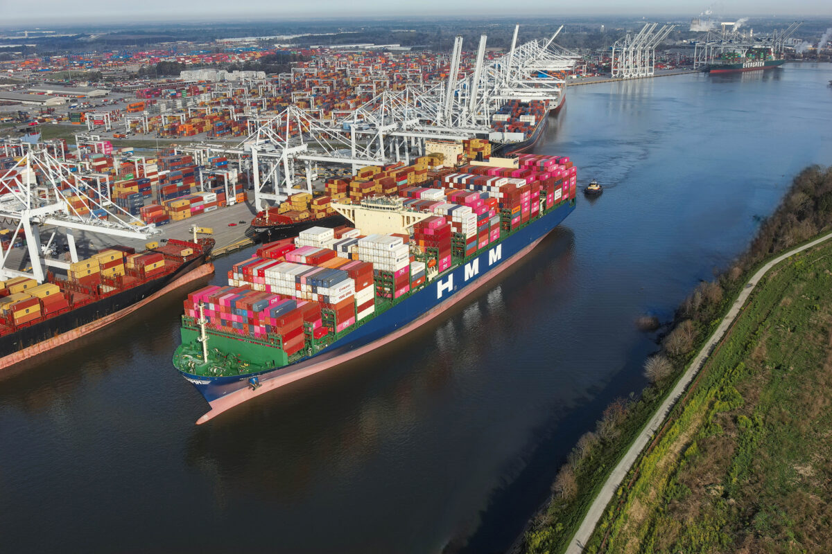 Georgia Ports drive jobs and record cargo throughput