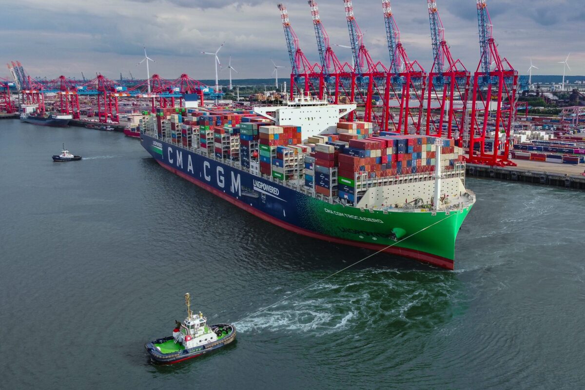 CMA CGM to acquire stake in Hamburg terminal