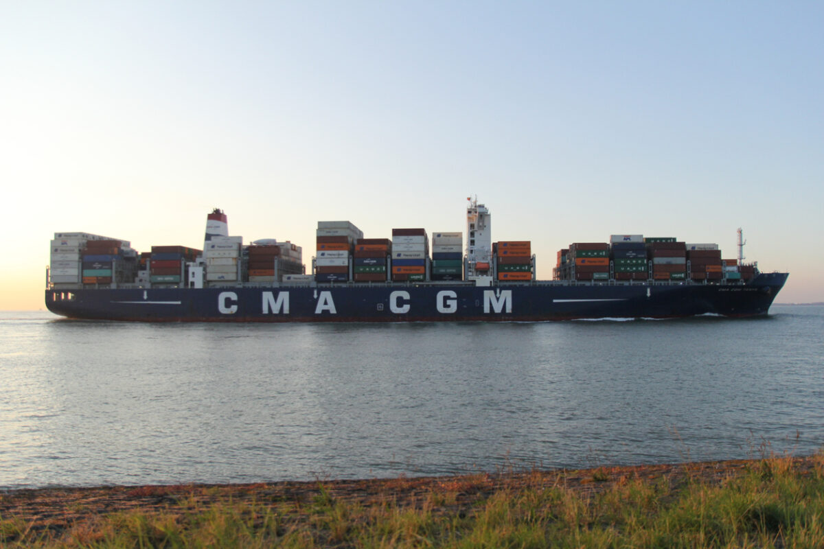 CMA CGM, SIIM expand Dunkirk as tropical fruit hub