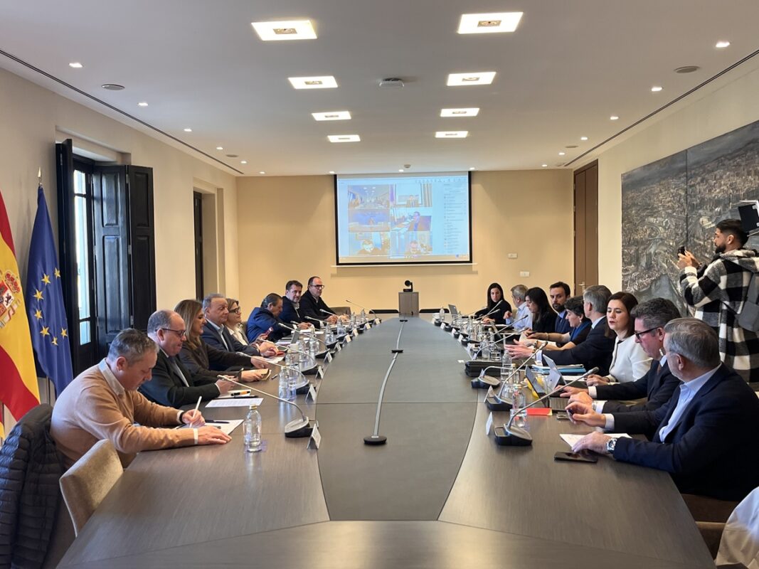 Valenciaport records profit surge and TEU growth in 2025