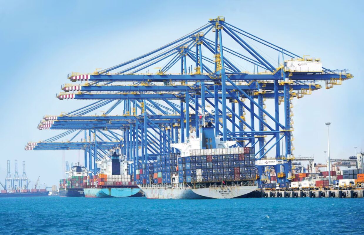 DP World, APMT partner at Jeddah terminal