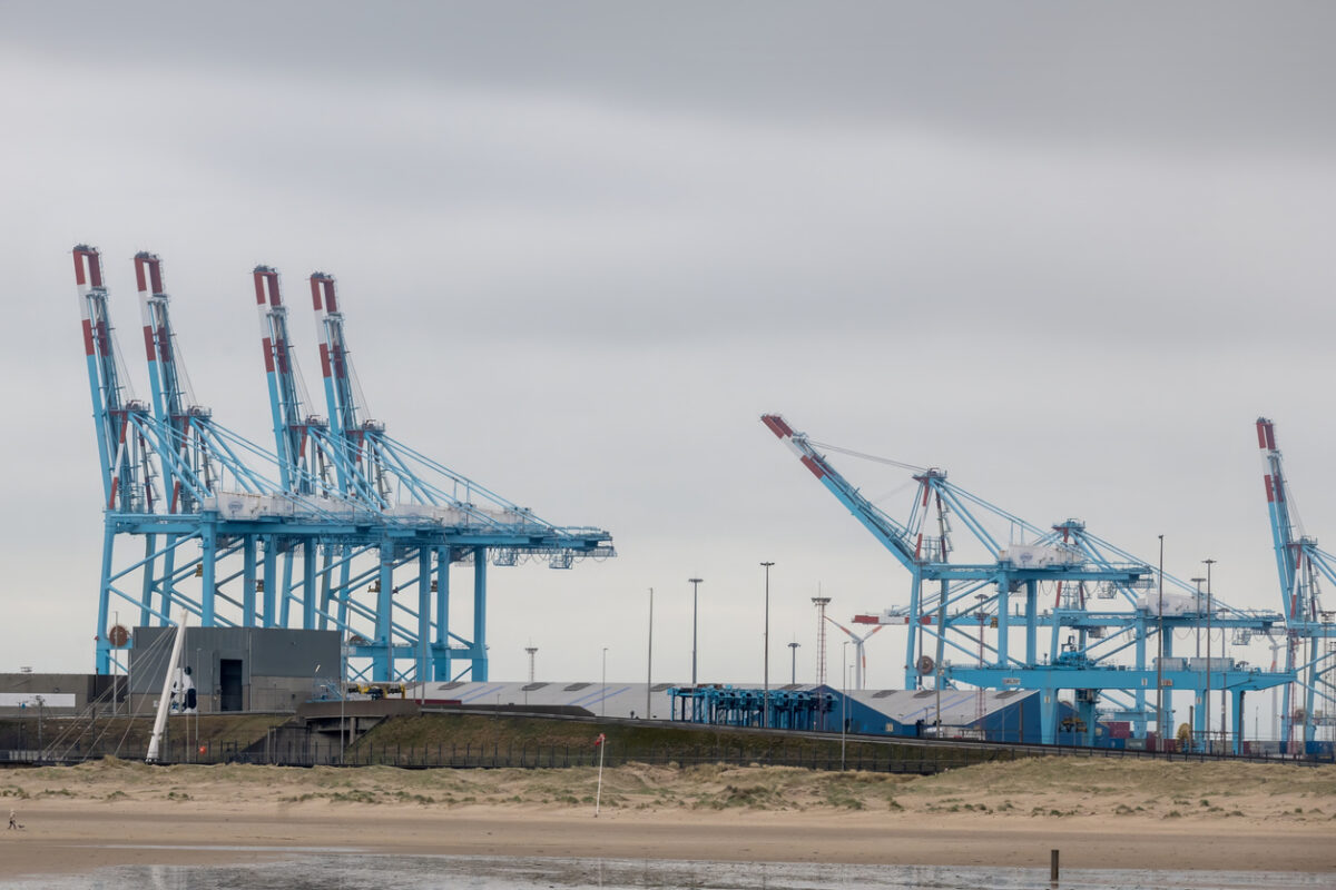 PSA Zeebrugge deploys vertical solar system
