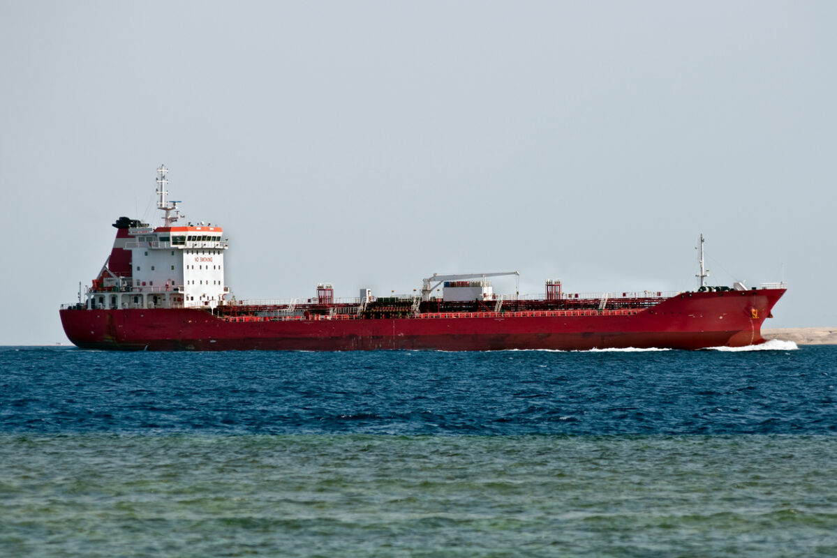 Tanker attack near Dubai adds pressure on Hormuz shipping
