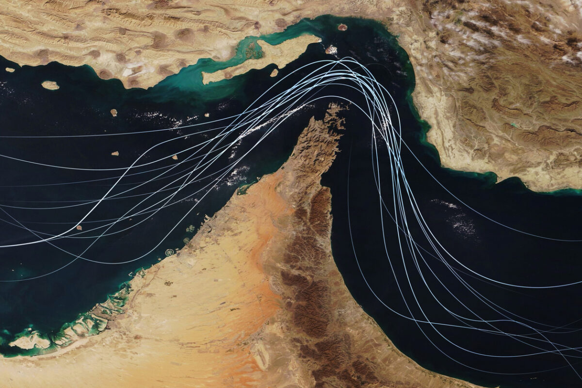 IMO urges Gulf evacuation for 20,000 seafarers