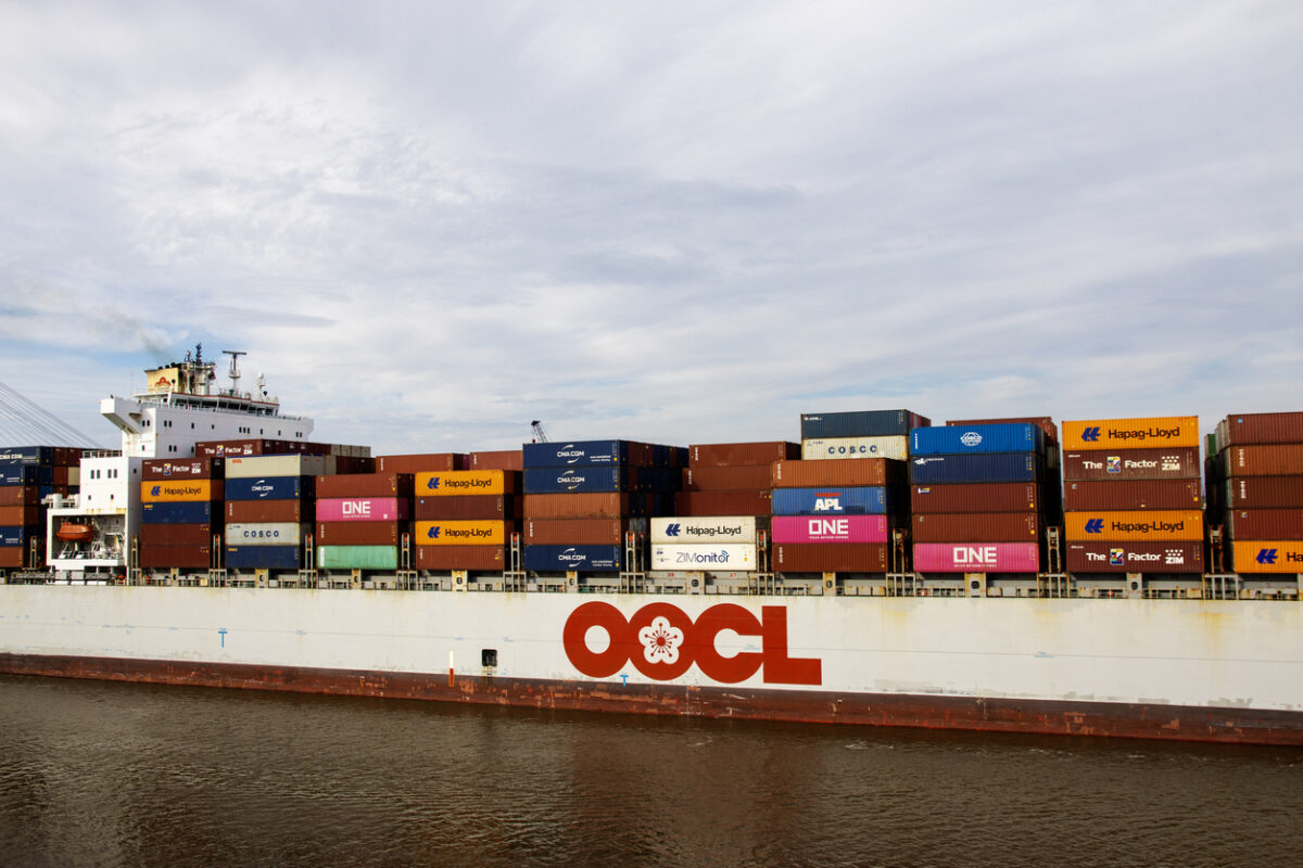 OOCL launches 24,168 TEU methanol vessel