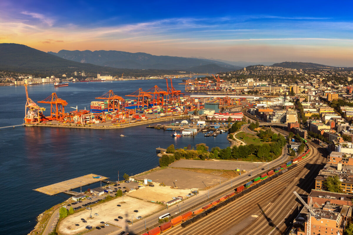 Port of Vancouver pilots electric container trucking