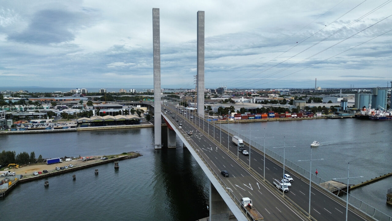 Port of Melbourne handles 300,000 TEUs in May 2026
