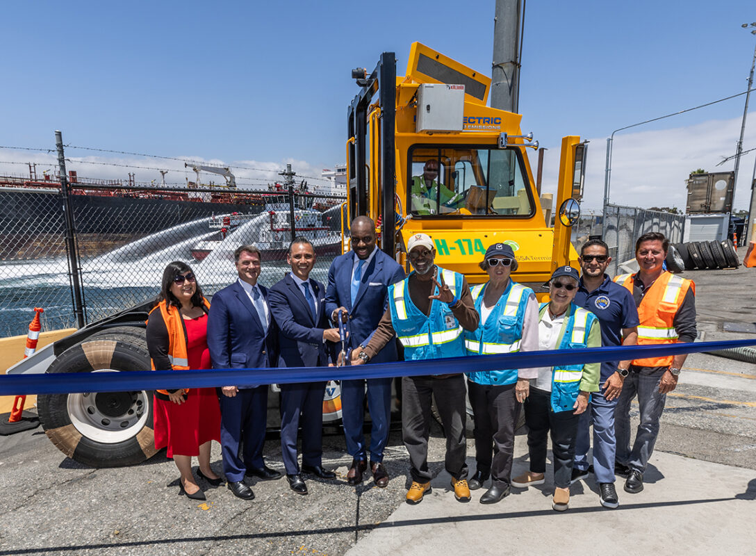 Port of Long Beach deploys 15 zero-emission yard tractors