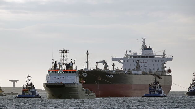 Port of Rotterdam sets new permit rules for port tugs
