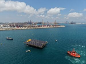 Valenciaport welcomes Spain’s first offshore solar platform
