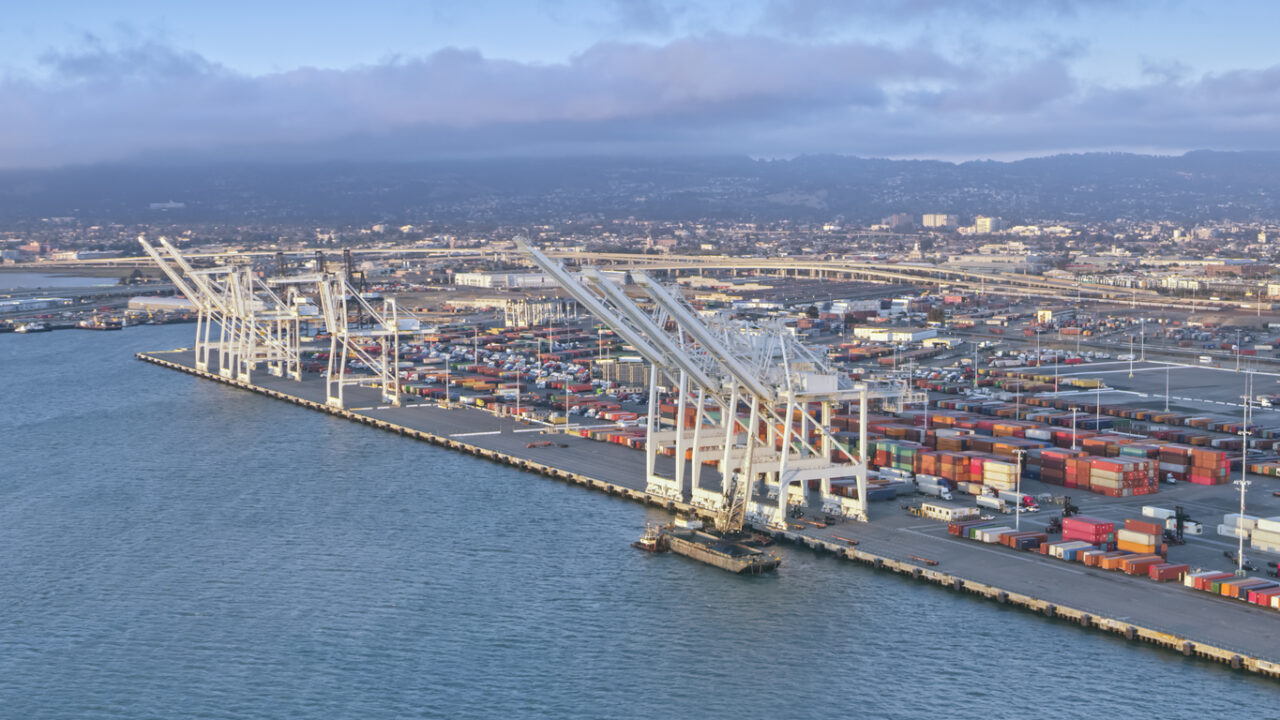 Port of Oakland container volumes jump 7.7 per cent in June