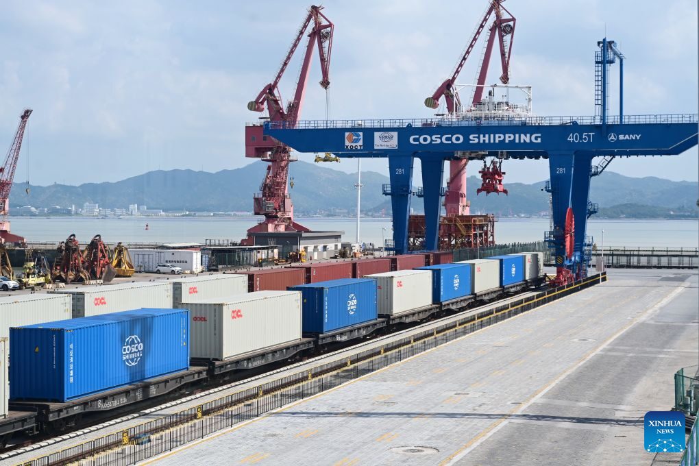 COSCO opens automated rail link at Xiamen