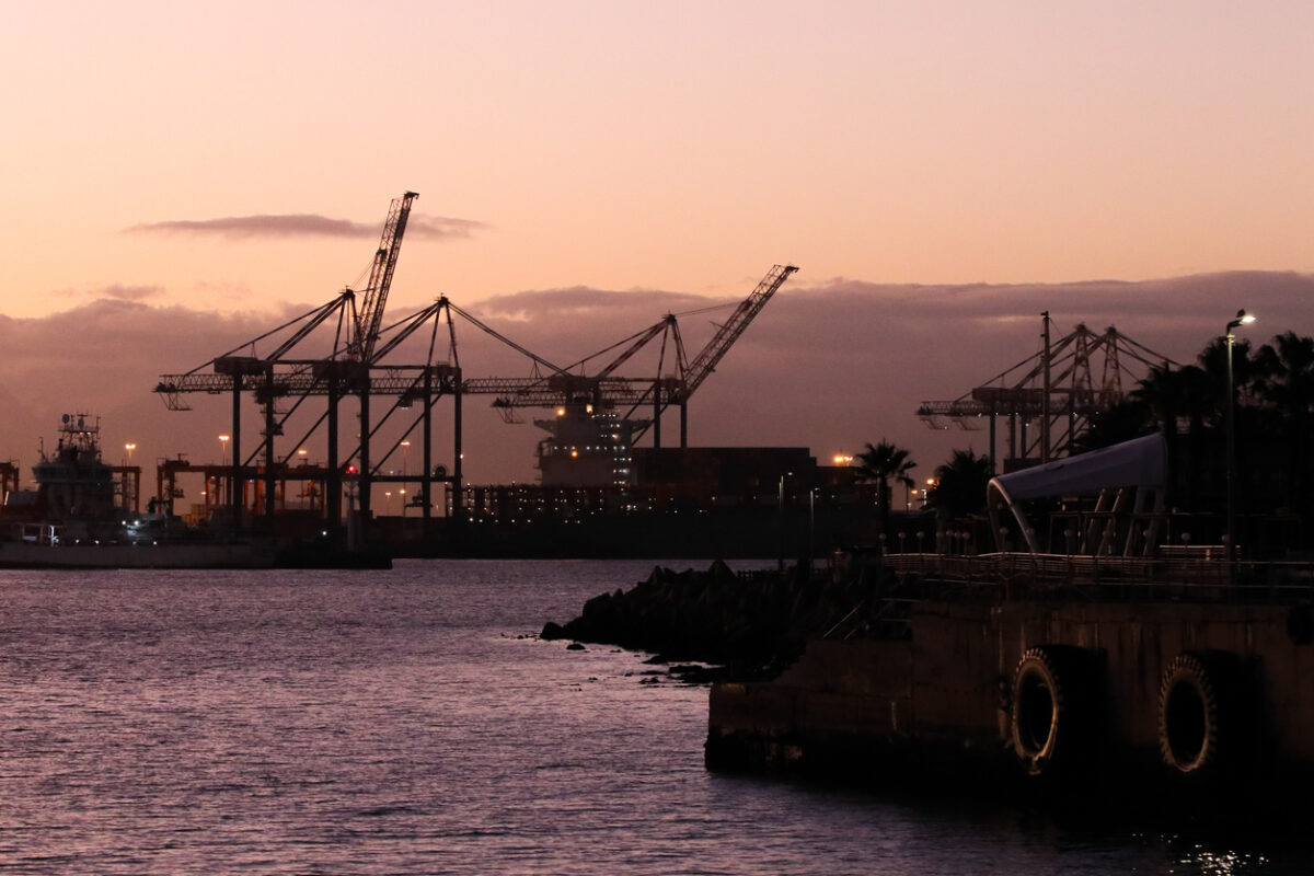 Cape Town opens 25-year floating dry dock tender