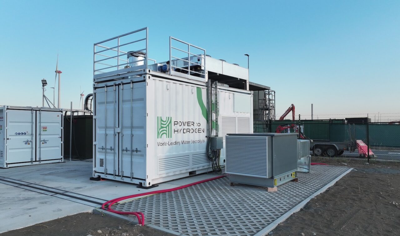 Port of Antwerp-Bruges installs 0.5 MW AEM electrolyser