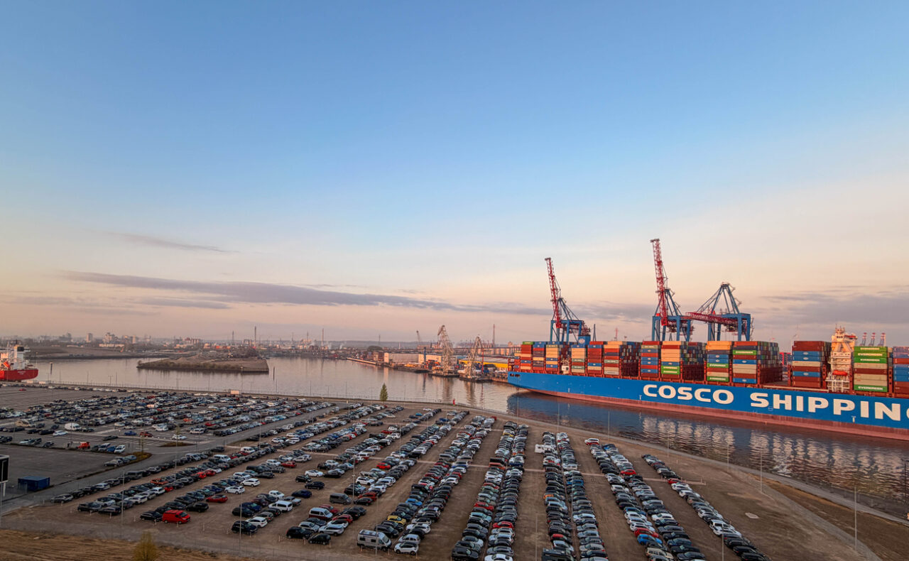 Port of Hamburg container throughput dips amid HHLA upgrades