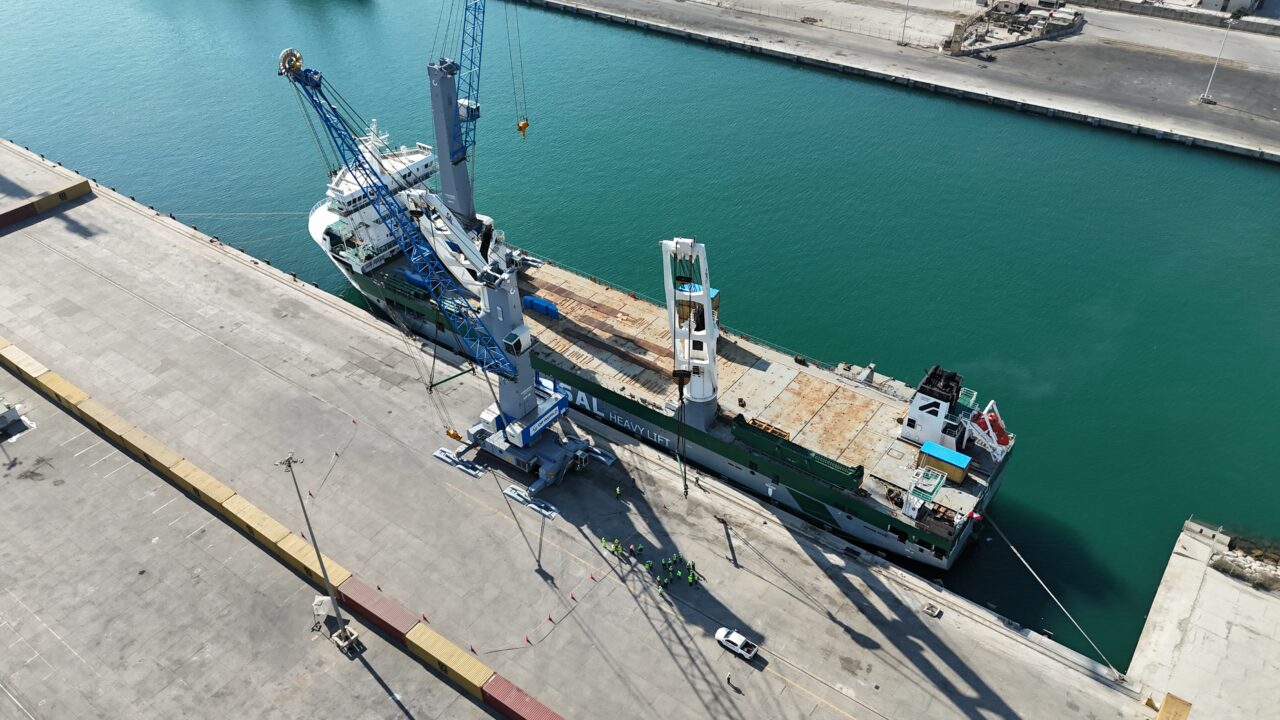 DP World delivers three MHCs at Port of Tartous