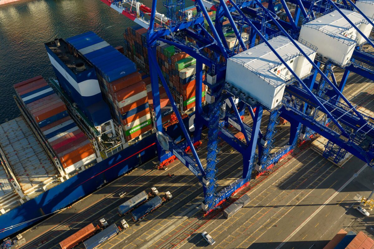 Port of Los Angeles logs second-busiest July on record