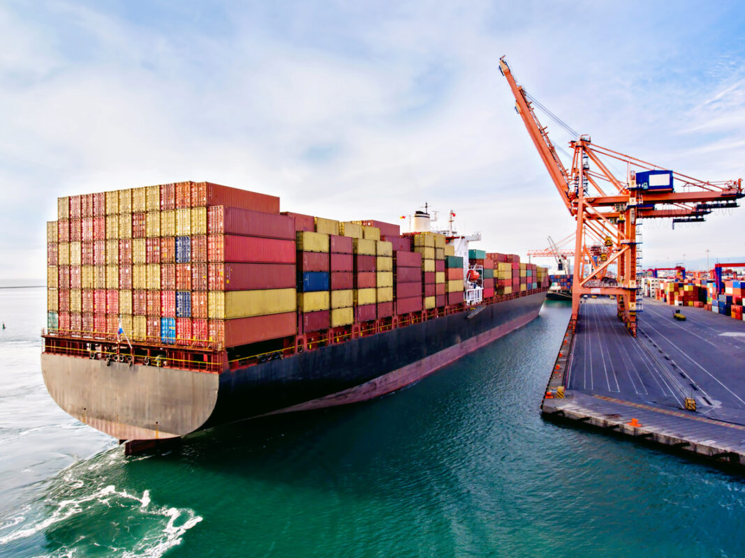 US ports adjust as cargo sourcing shifts from China to Vietnam